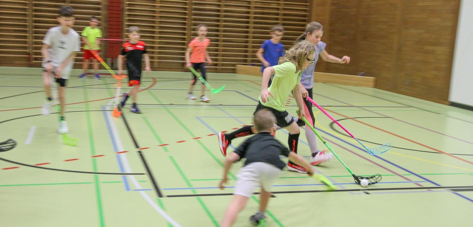 Juniorentraining beim UHC Kreuzlingen